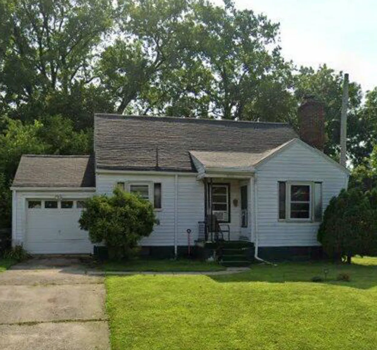 1520 Canfield Avenue - - — Photo 1