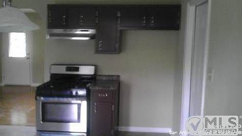 4th image of 427 Senova Dr