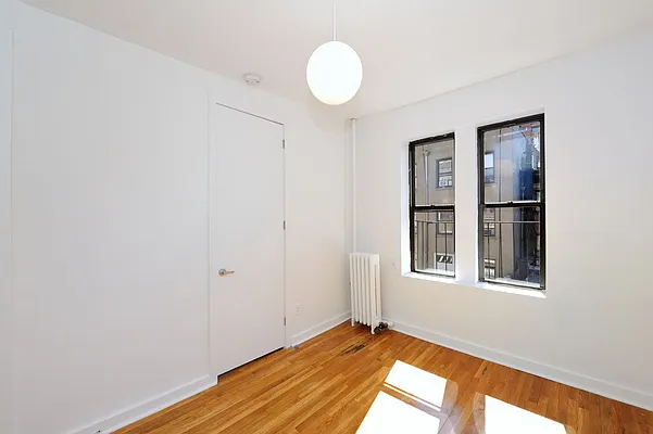 Rented by Aether Property Group | media 4