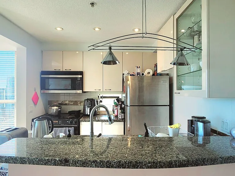 1068 Hornby St #2909 — Photo 6