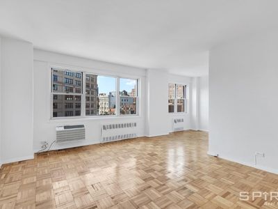 54 8th Ave #8E, New York, NY, 10014
