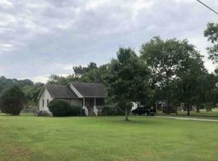 325 McKibbon Ln, Pulaski, TN 38478