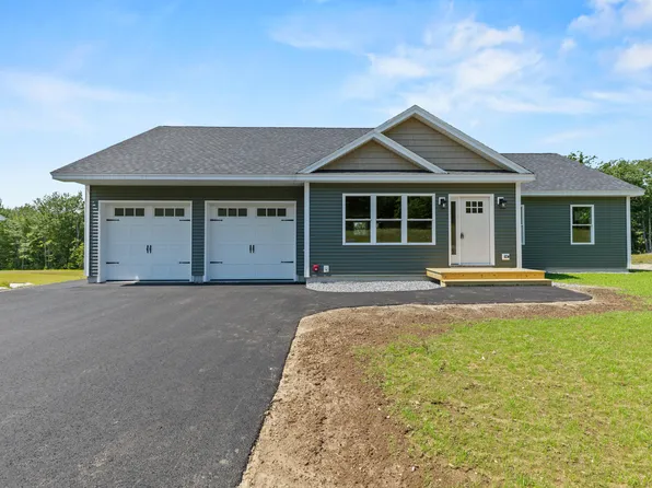19 Hillside Drive, Raymond, ME 04071