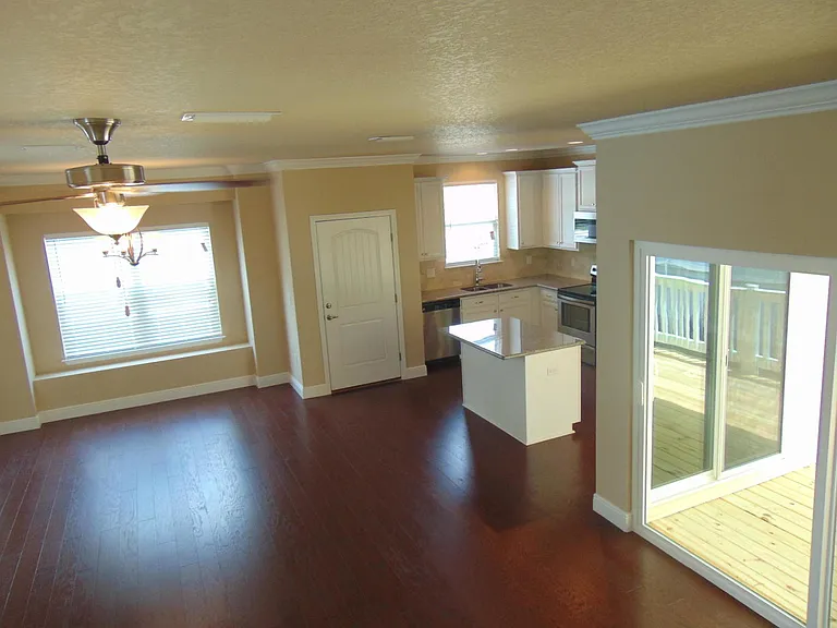 Living Room / Kitchen