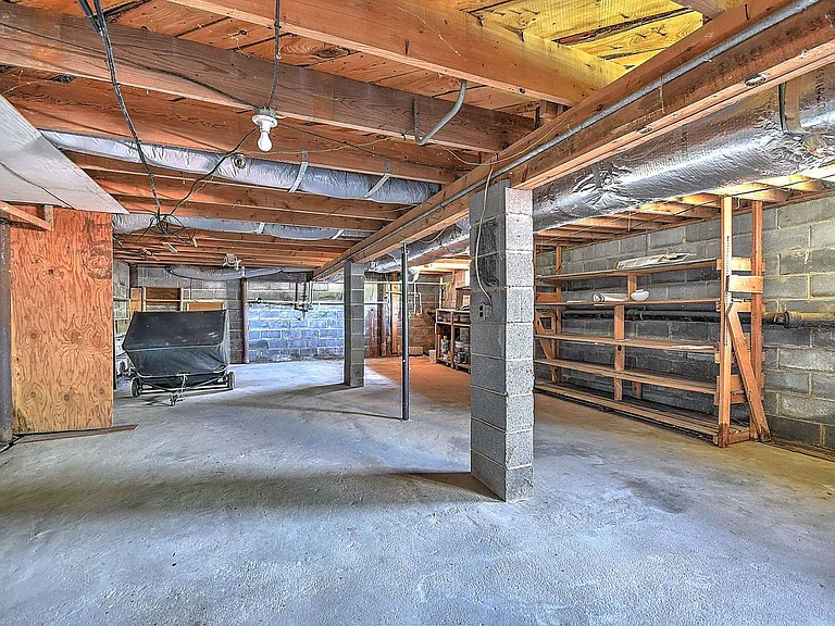 597 Clear Branch Rd — Photo 22