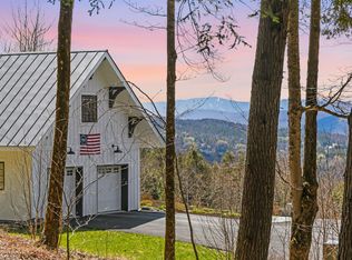 290 Wood Farm Road, Waterbury, VT 05677