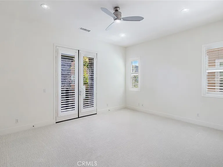 267 Follyhatch — Photo 10