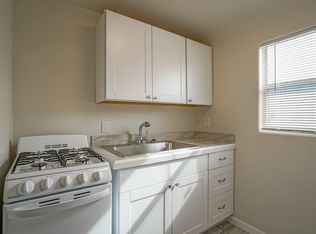 5800 Central Ave SW APT 12, Albuquerque, NM 87105
