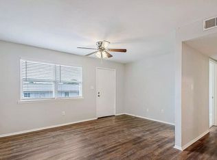 741 S Morningside Dr #28, Fayetteville, AR 72701