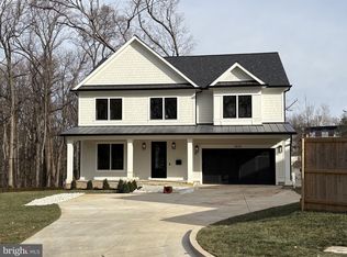 3835 Lawrence Ave, Kensington, MD 20895