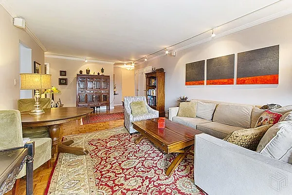 Rented by Halstead Real Estate | media 21