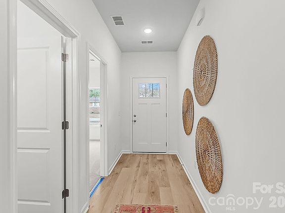 3rd image of 13917 Stillwood Pl
