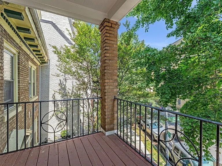 1502 Ogden St NW — Photo 33