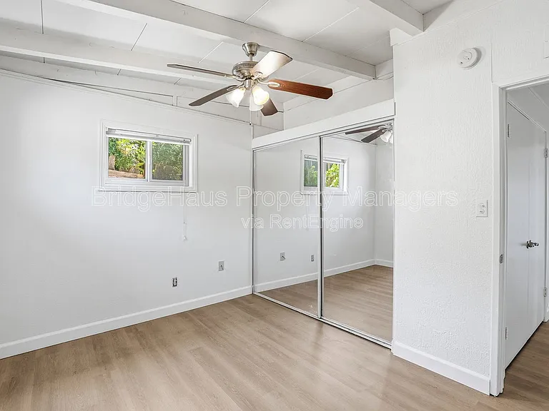 7562 Zemco Dr — Photo 39