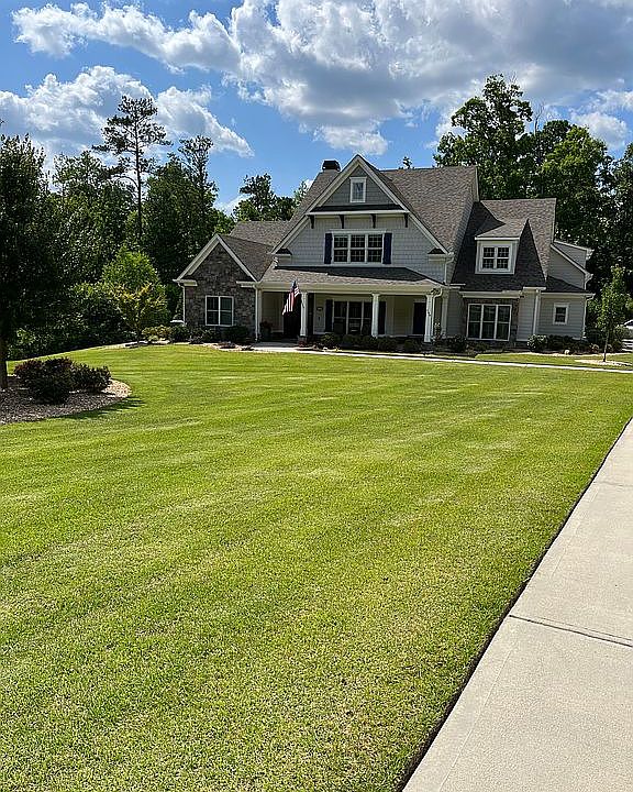 1st image of 198 Belle Maison Dr