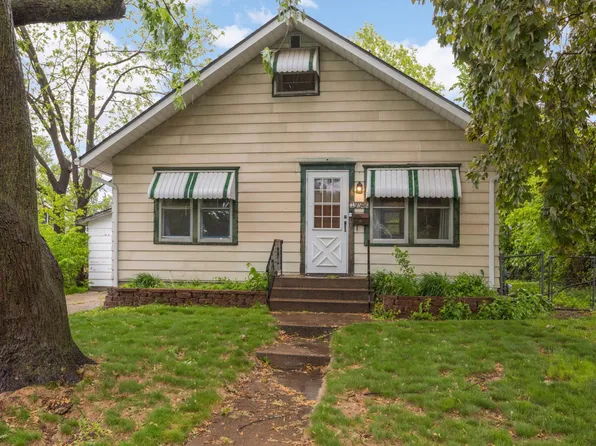1999 Bush Ave E, Saint Paul, MN 55119