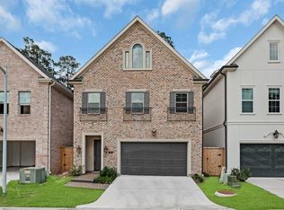 106 Cinder Berry St, Conroe, TX 77384