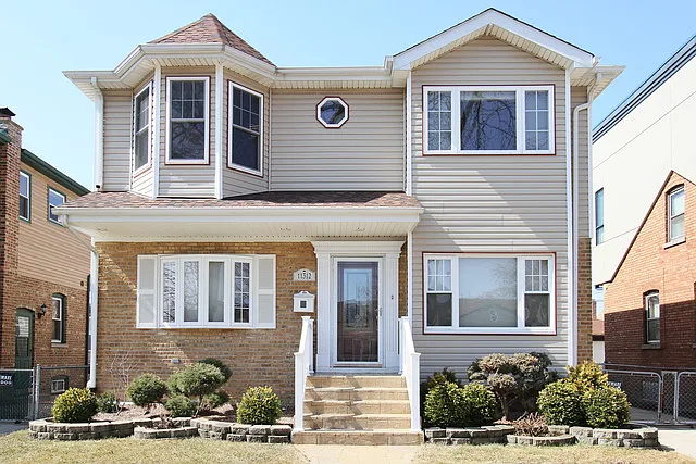 11312 S Drake Ave photo 1