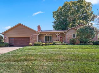 1045 Creekside Ln, Plainfield, IN 46168
