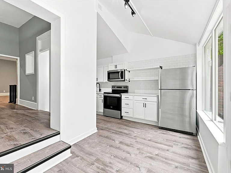 520 Spruce St #1 — Photo 12