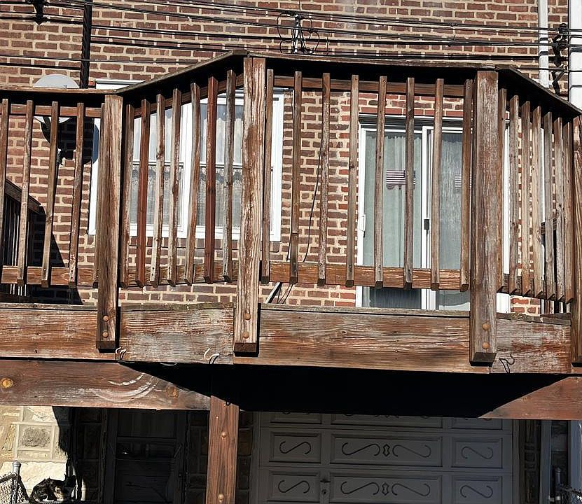 2nd image of 3032 Princeton Ave