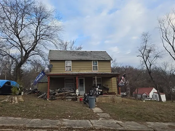 213 W High St, Steelville, MO 65565