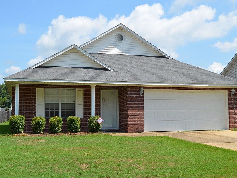 1st image of 110 Cypress Grove Dr