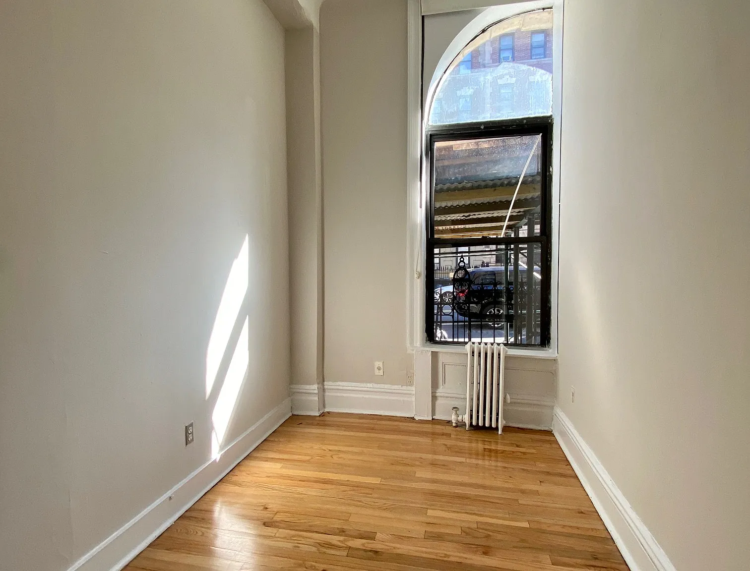 191 Claremont Avenue — Photo 3