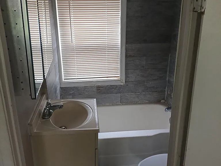 56 Olive St — Photo 8