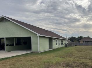 905B Crockett St, Lockhart, TX 78644