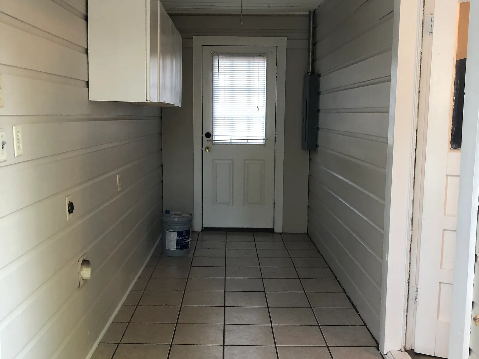 3 bed, 1275 sqft, $1,400 — Photo 4