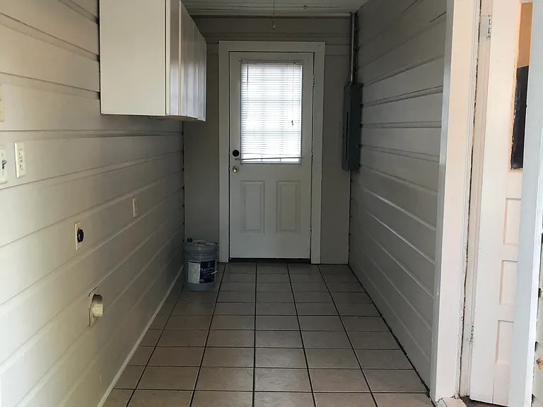 236 Bowie St — Photo 4