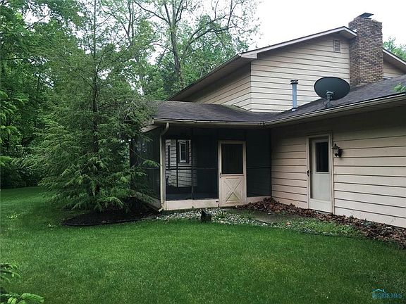 2nd image of 127 Oak Meadows Dr