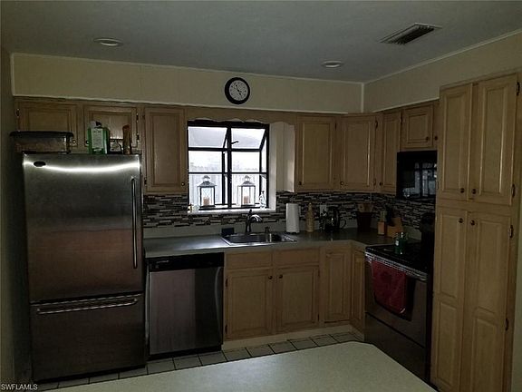 4th image of 1824 Paul St