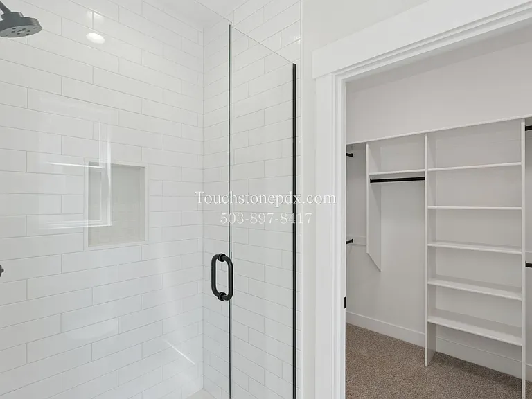 740 Jordan Elizabeth Ave SE — Photo 28