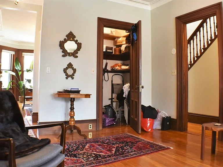 31 Fairfield St #3 — Photo 3