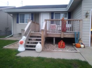 125 NE Maple St, Elkhart, IA 50073