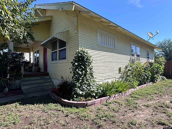 2nd image of 2417 W B St