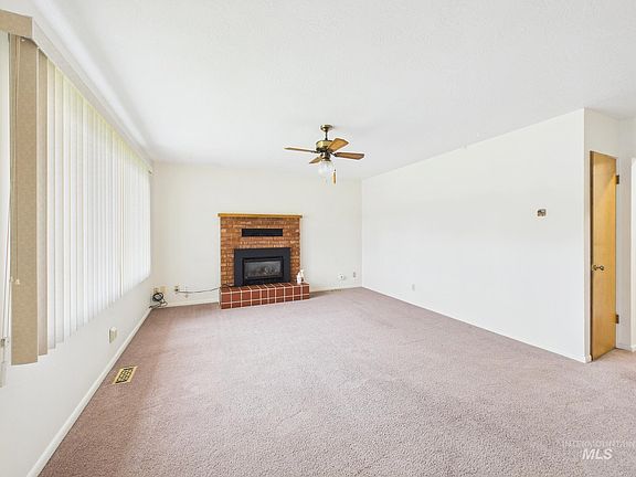 4th image of 805 W 3rd St