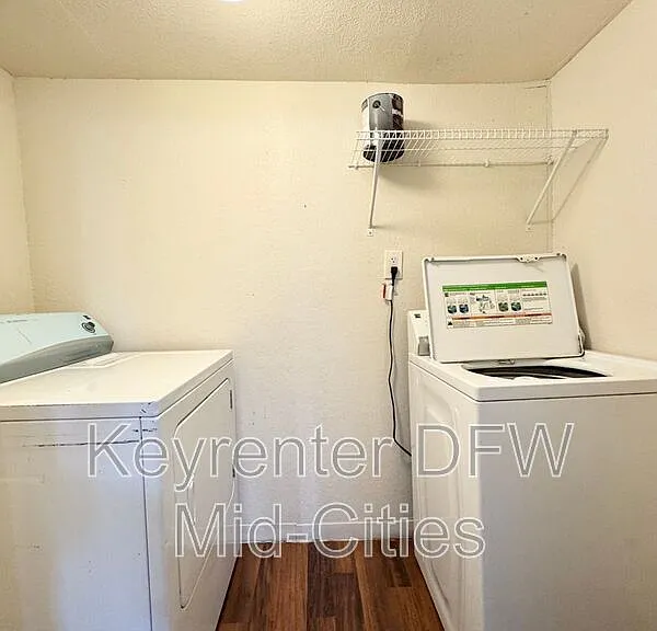 313 Worthview Dr — Photo 12