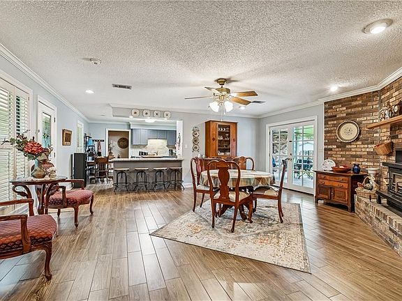 5th image of 20257 Lynda Dr