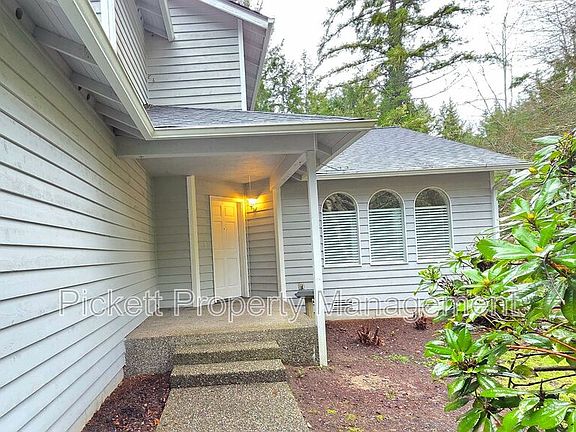 5th image of 4755 NW Hosman Cir