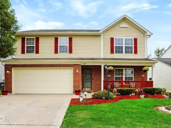 11915 Newcastle Dr, Indianapolis, IN 46235