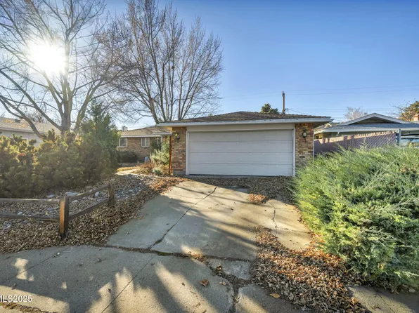 1832 Pyrenees St, Carson City, NV 89703