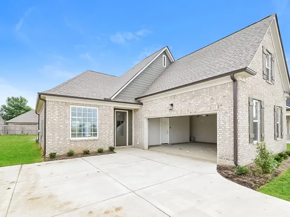 9274 Lakeside Cir S, Walls, MS 38680