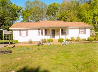 65 Melon Dr, Camden, TN 38320