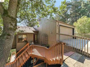 2053 Manzanita Dr, Oakland, CA