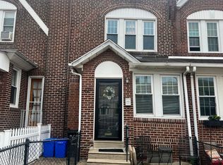 229 Pensdale St, Philadelphia, PA 19128