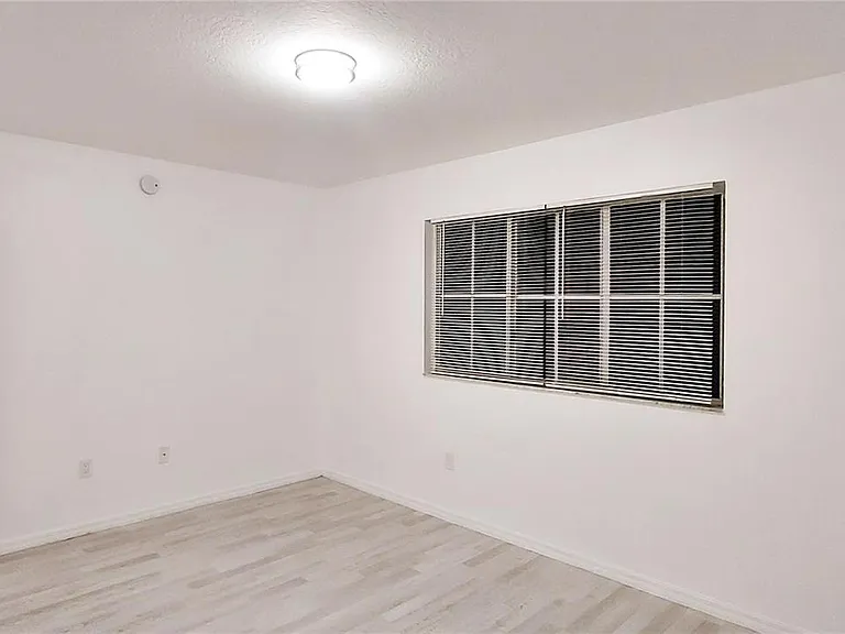 2501 Centergate Dr #203 — Photo 11