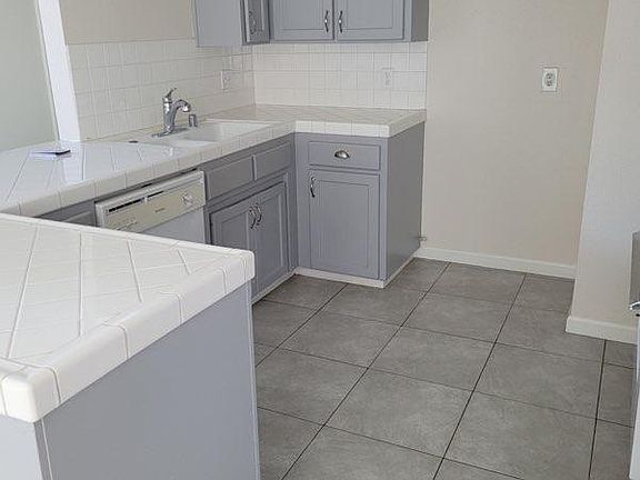 3rd image of 5791 W Tenaya Ave